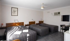 Port Wakefield Motel and Holiday Homes